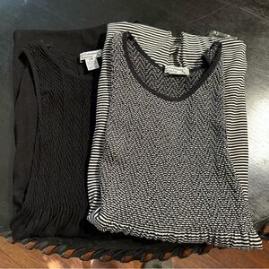 Set of 2 maternity dresses. Size small/ medium